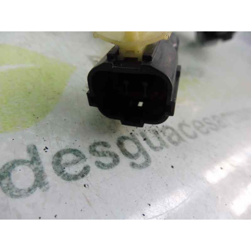 Recambio de cerradura puerta trasera derecha para kia cerato 2.0 ex familiar (5-ptas.) referencia OEM IAM 814202F020  