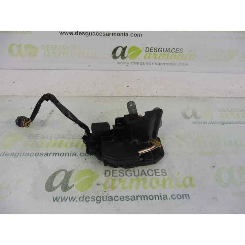 Recambio de cerradura puerta trasera izquierda para kia cerato 2.0 ex familiar (5-ptas.) referencia OEM IAM 814102F020  