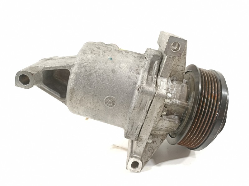 Recambio de compresor aire acondicionado para renault express rjk/fd0/ab6ua1ec2110 referencia OEM IAM 926008942R  