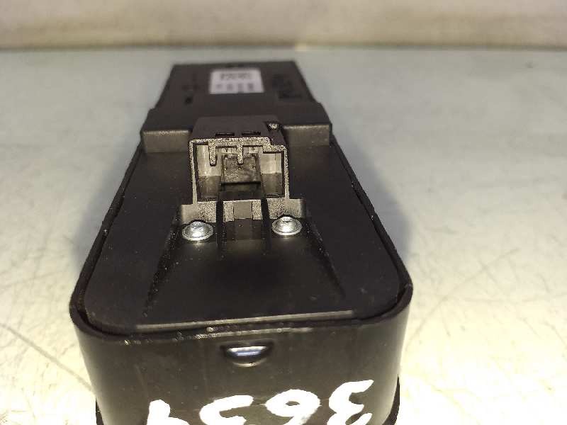 Recambio de mando elevalunas delantero izquierdo para volvo s40 berlina d5 kinetic referencia OEM IAM 30795081  