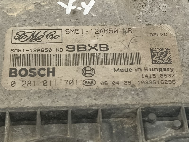 Recambio de centralita motor uce para ford focus berlina (cap) ambiente (d) referencia OEM IAM 6M5112A650NB 0281011701 