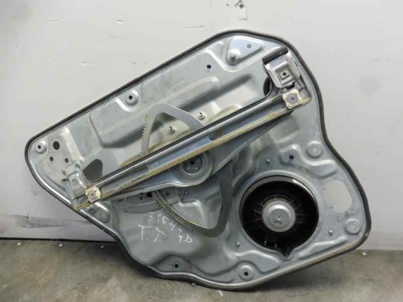 Recambio de elevalunas trasero derecho para volvo s40 berlina d5 kinetic referencia OEM IAM 30739184AC  