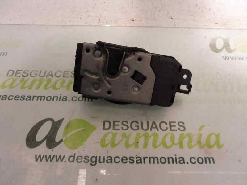 Recambio de cerradura puerta delantera derecha para opel astra h berlina enjoy referencia OEM IAM 13210749  