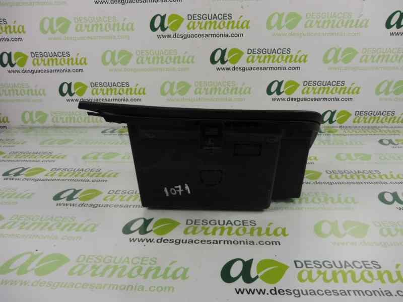Recambio de guantera para seat leon (1p1) sport limited referencia OEM IAM 1P1857103 1P1857095 