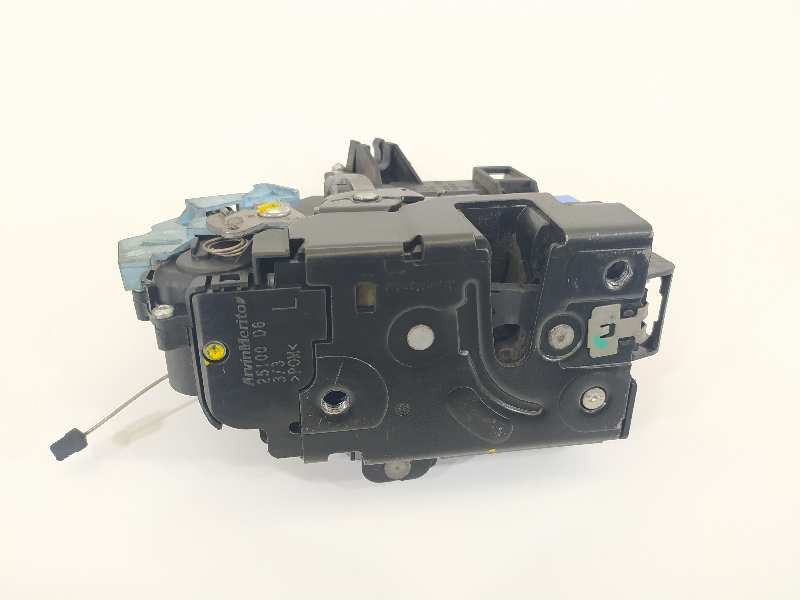 Recambio de cerradura puerta delantera izquierda para volkswagen caddy ka/kb (2k) maxi furg. referencia OEM IAM 3D1837015AP  