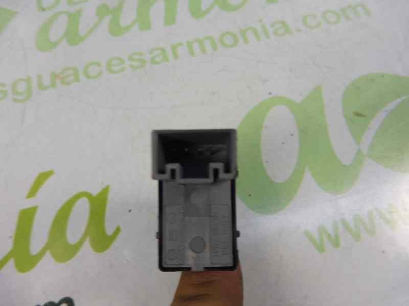 Recambio de mando elevalunas delantero derecho para seat leon (1p1) sport limited referencia OEM IAM 7L6959855B  