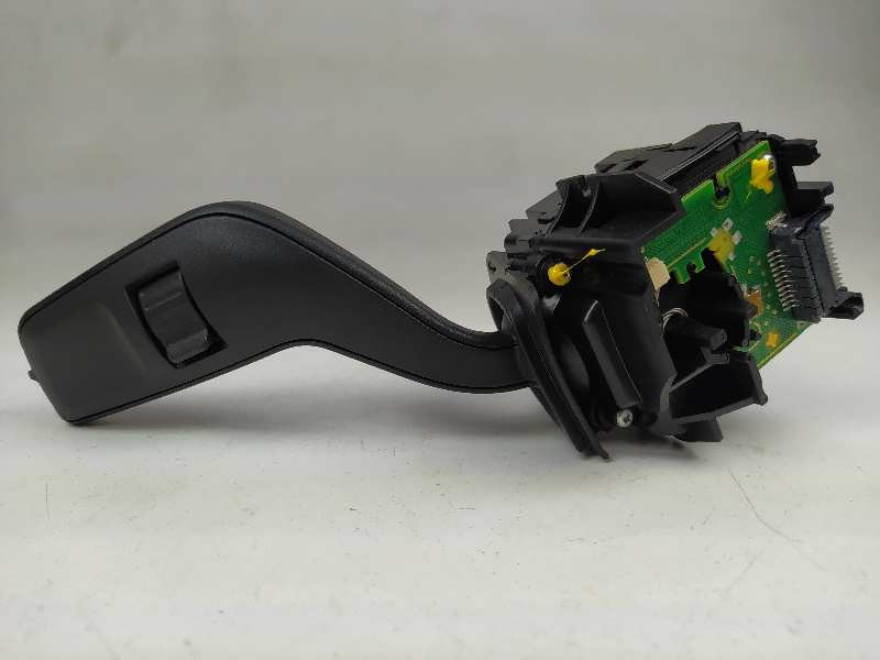 Recambio de mando limpia para ford fiesta (ce1) cool&connect referencia OEM IAM GN1517A553AB  