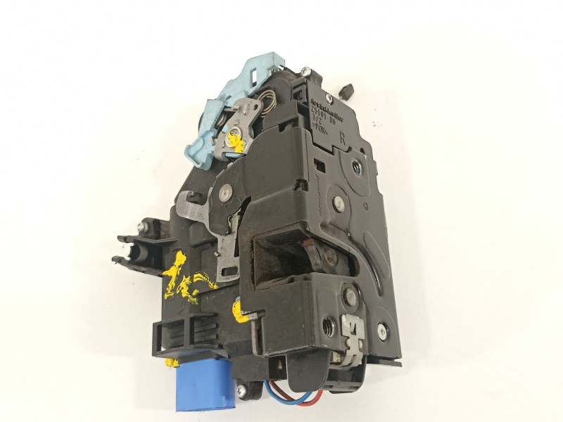 Recambio de cerradura puerta delantera derecha para volkswagen caddy ka/kb (2k) maxi furg. referencia OEM IAM 3D1837016AC  