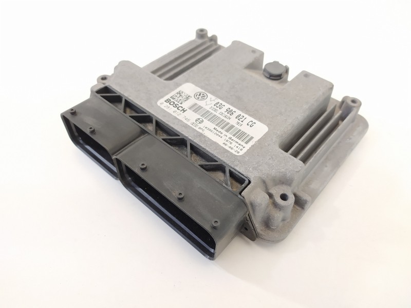 Recambio de centralita motor uce para volkswagen caddy ka/kb (2k) kombi referencia OEM IAM 03G906021CG 0281012746 