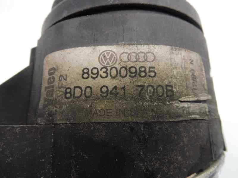 Recambio de faro antiniebla derecho para audi a4 berlina (b5) 2.5 tdi referencia OEM IAM 89300985  