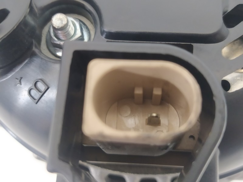 Recambio de alternador para jaguar xf 4.2 v8 premium luxury referencia OEM IAM A6600S  