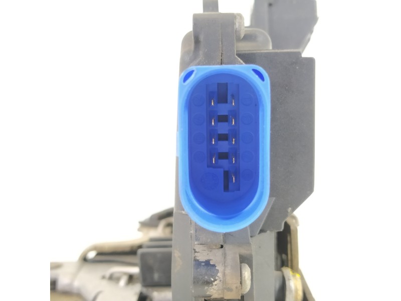 Recambio de cerradura puerta delantera derecha para volkswagen caddy ka/kb (2k) kombi referencia OEM IAM 3D1837016  