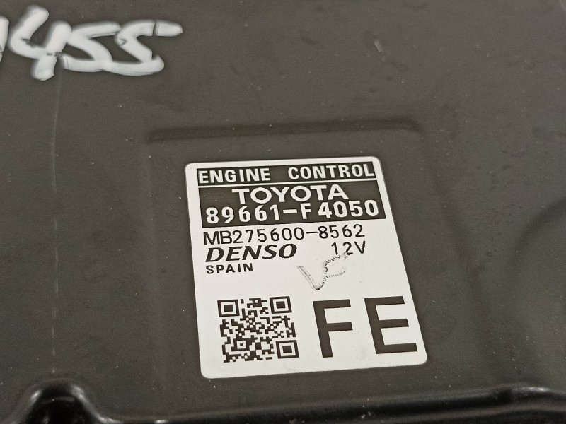 Recambio de centralita motor uce para toyota c-hr hybrid active referencia OEM IAM 89661F4050  