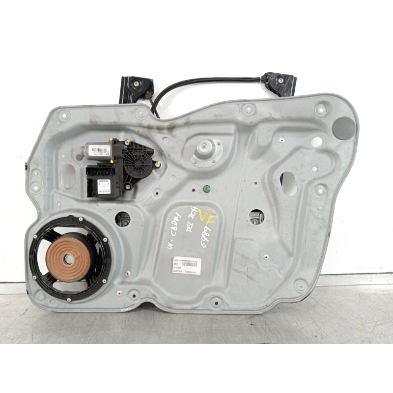 Recambio de elevalunas delantero derecho para volkswagen caddy ka/kb (2k) maxi furg. referencia OEM IAM 1T0837756L 1K0959792 