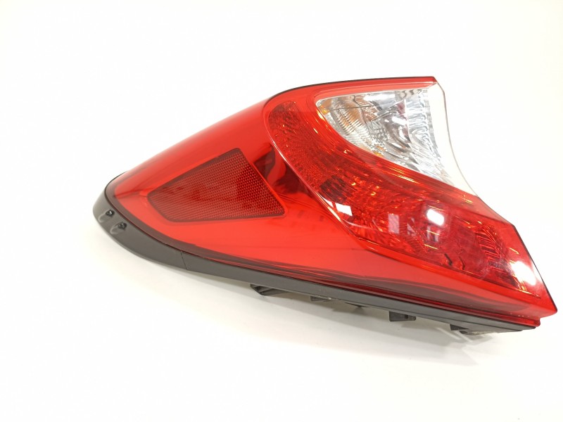 Recambio de piloto trasero izquierdo para toyota c-hr hybrid active referencia OEM IAM 81560F4010  