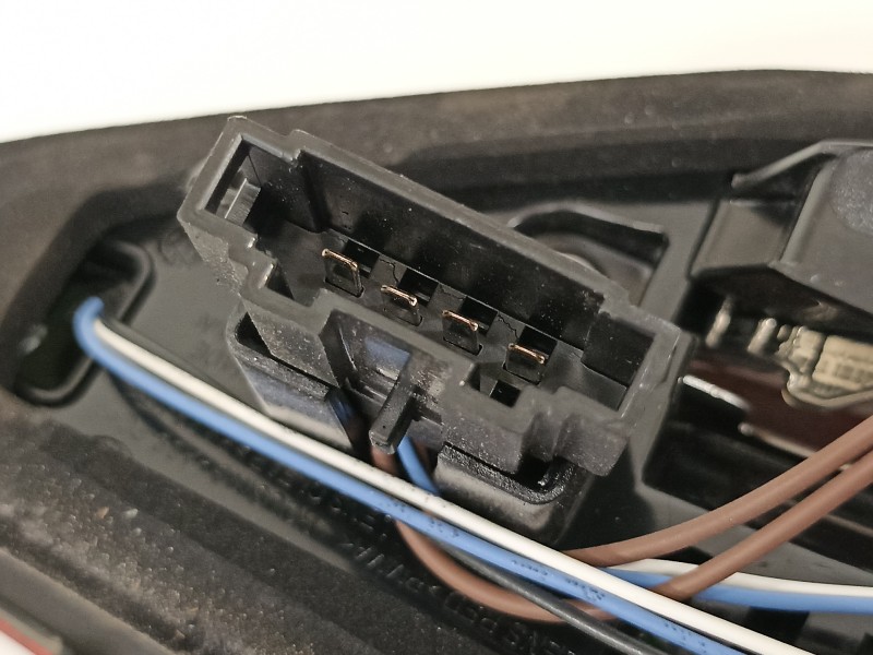 Recambio de piloto trasero derecho en porton para seat leon (5f1) cupra 290 referencia OEM IAM 5F0945308N  