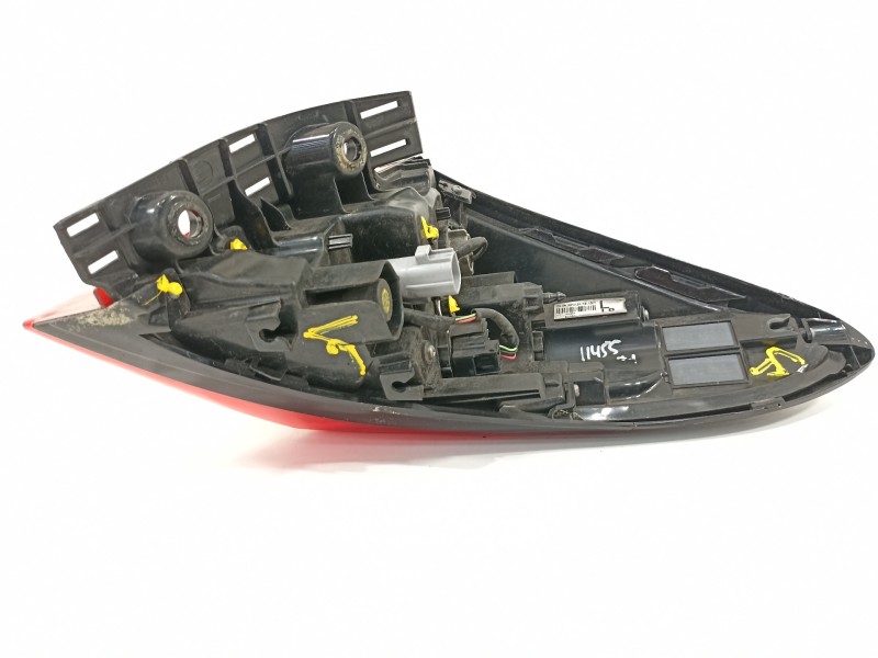 Recambio de piloto trasero izquierdo para toyota c-hr hybrid active referencia OEM IAM 81560F4010  