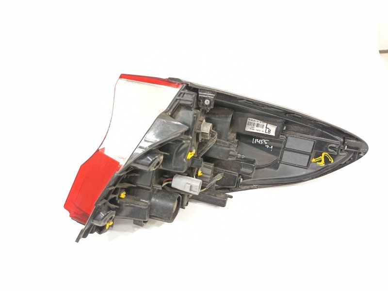 Recambio de piloto trasero izquierdo para toyota c-hr hybrid active referencia OEM IAM 81560F4010  