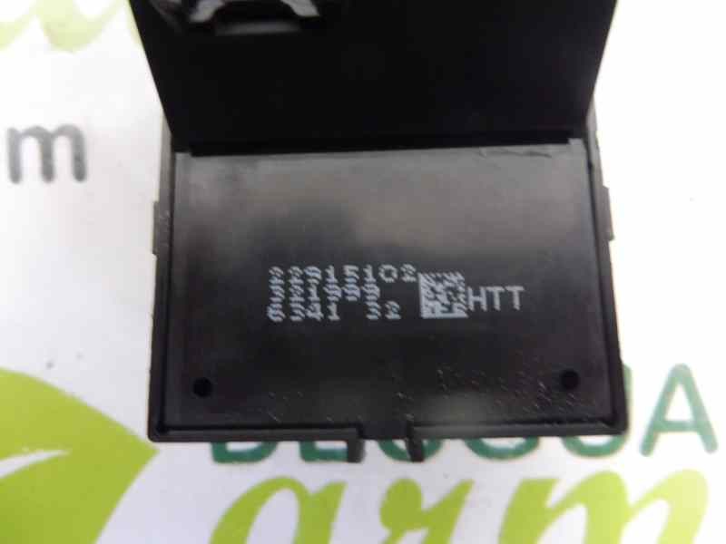 Recambio de mando elevalunas delantero derecho para opel insignia berlina excellence referencia OEM IAM 22915102  