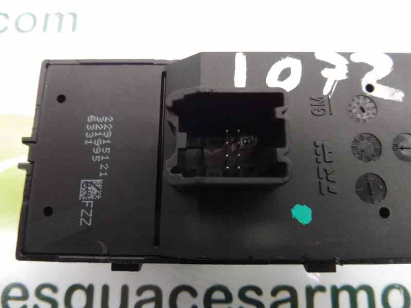 Recambio de mando elevalunas delantero izquierdo para opel insignia berlina excellence referencia OEM IAM 22915121  
