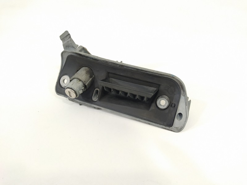 Recambio de maneta exterior porton para volkswagen caddy ka/kb (2k) maxi furg. referencia OEM IAM 2K0827565  