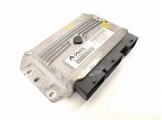 Recambio de centralita motor uce para renault megane ii classic berlina emotion referencia OEM IAM 8200509516 215860596A 7158896