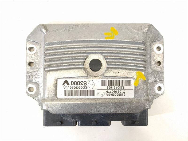 Recambio de centralita motor uce para renault megane ii classic berlina emotion referencia OEM IAM 8200509516 215860596A 7158896