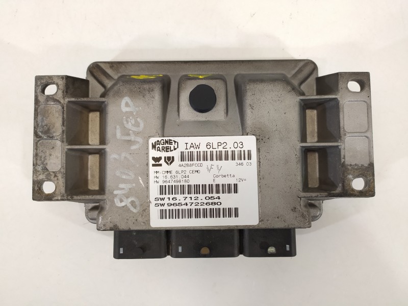 Recambio de centralita motor uce para peugeot 206 berlina xt referencia OEM IAM 9654722680 9647498180 16712054