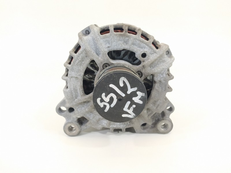 Recambio de alternador para skoda fabia ambition referencia OEM IAM 04C903023C  