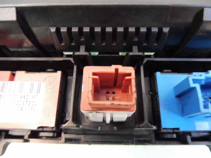 Recambio de mando climatizador para peugeot 407 sw st confort referencia OEM IAM 96573322XF  