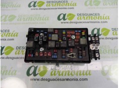 Recambio de caja reles / fusibles para opel insignia berlina excellence referencia OEM IAM 529050199  