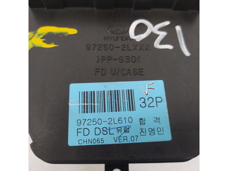 Recambio de mando climatizador para hyundai i30 classic referencia OEM IAM 972502L610  