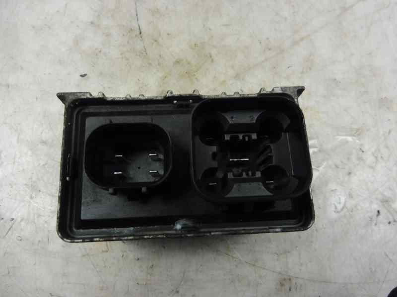 Recambio de caja precalentamiento para opel corsa d expression referencia OEM IAM 55574293 0522122601 