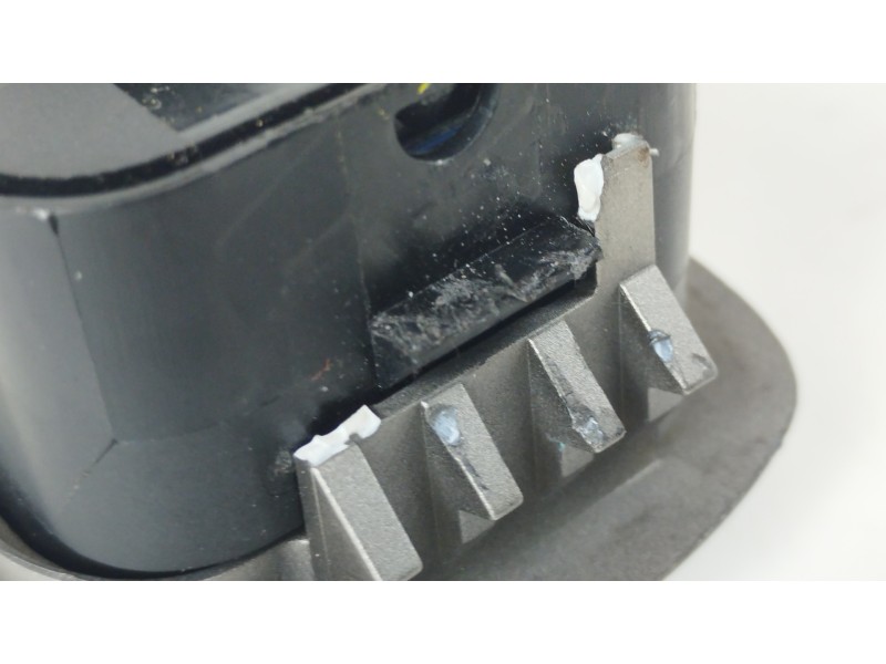 Recambio de mando elevalunas delantero izquierdo para jaguar xf 4.2 v8 premium luxury referencia OEM IAM 8X2314540AD  