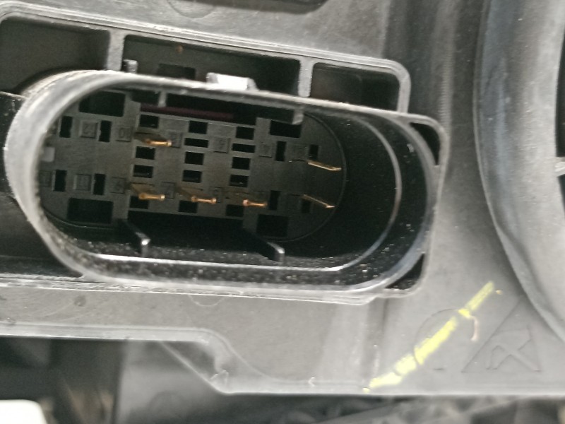 Recambio de faro derecho para mercedes-benz clase gle (bm 167)(09.2018) gle 350 de 4matic (167.117) referencia OEM IAM A16790666