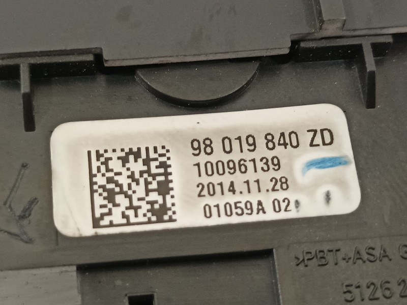 Recambio de mando multifuncion para peugeot 308 sw active referencia OEM IAM 98019840ZD  
