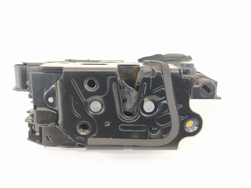 Recambio de cerradura puerta trasera derecha para skoda fabia ambition referencia OEM IAM 6V0839016A  