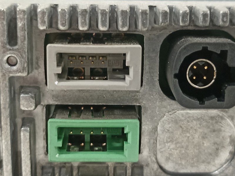 Recambio de sistema navegacion gps para peugeot 308 sw active referencia OEM IAM 9810475880  