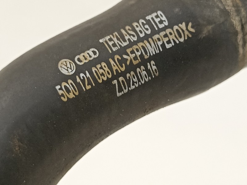 Recambio de tubo para seat leon (5f1) cupra 290 referencia OEM IAM 5Q0121070BQ 5Q0121058AC 