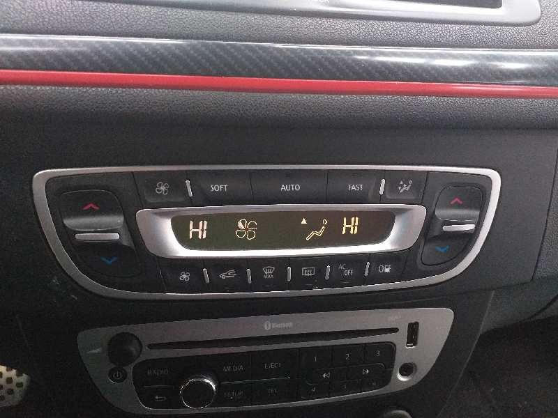 Recambio de mando climatizador para renault megane iii berlina 5 p dynamique referencia OEM IAM 275103596R E1068420 