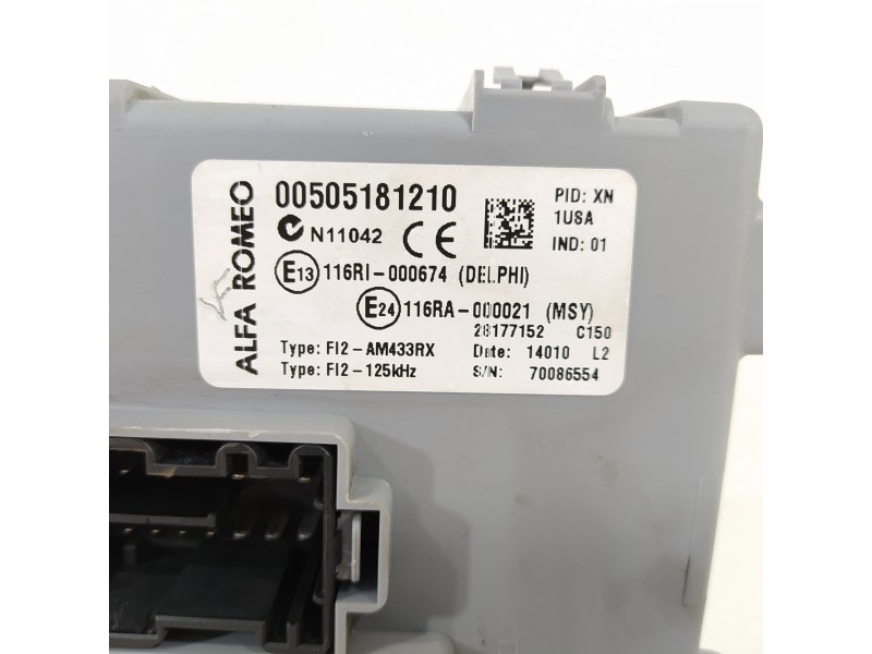 Recambio de caja reles / fusibles para alfa romeo mito (145) progression referencia OEM IAM 00505181210 28177152 