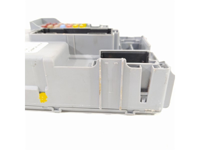 Recambio de caja reles / fusibles para alfa romeo mito (145) progression referencia OEM IAM 00505181210 28177152 