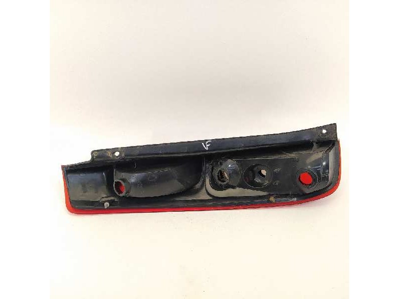 Recambio de piloto trasero derecho para ford fiesta (cbk) trend referencia OEM IAM 6S6113404B  