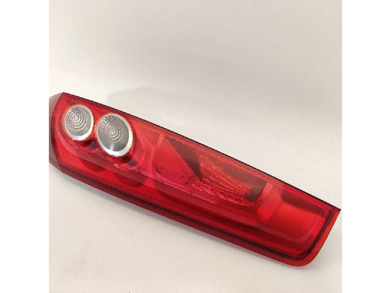 Recambio de piloto trasero derecho para ford fiesta (cbk) trend referencia OEM IAM 6S6113404B  