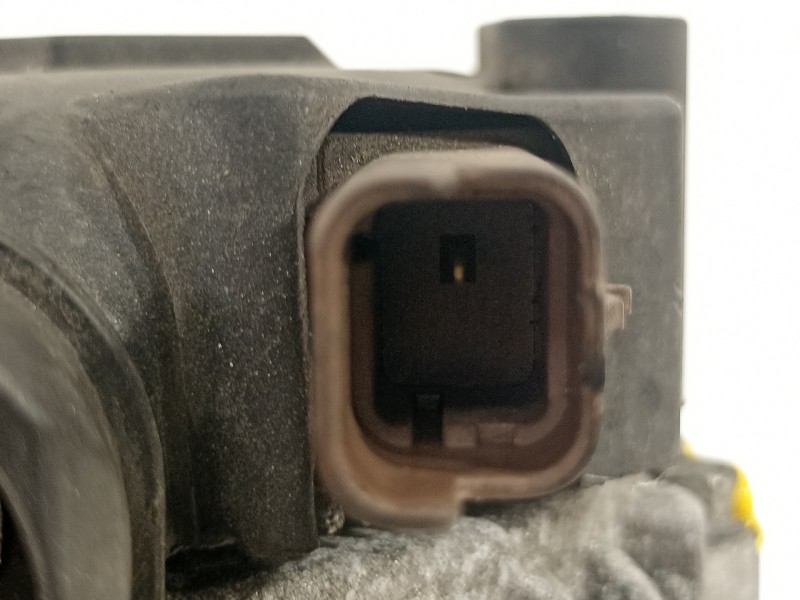 Recambio de alternador para peugeot 308 sw allure referencia OEM IAM 9820893880  