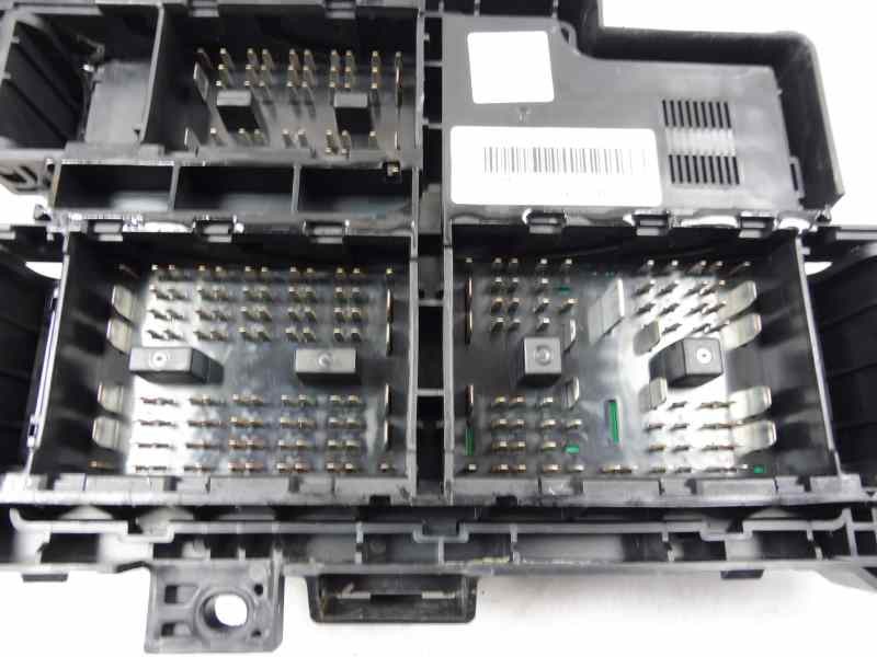 Recambio de caja reles / fusibles para kia carens (un) active referencia OEM IAM 919501D220 D22U06970312 