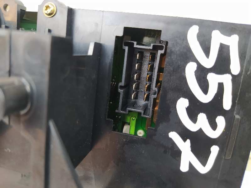 Recambio de mando climatizador para mercedes-benz clase a (w168) 140 (168.031) referencia OEM IAM 1688300485  