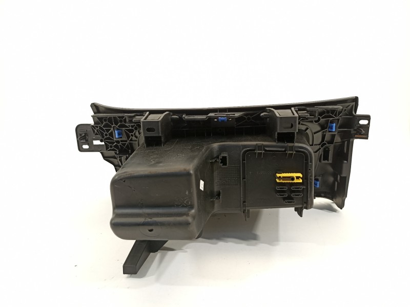 Recambio de guantera para smart forfour basis (66kw) (453.044) referencia OEM IAM 685003738R 685006180R A4536800304