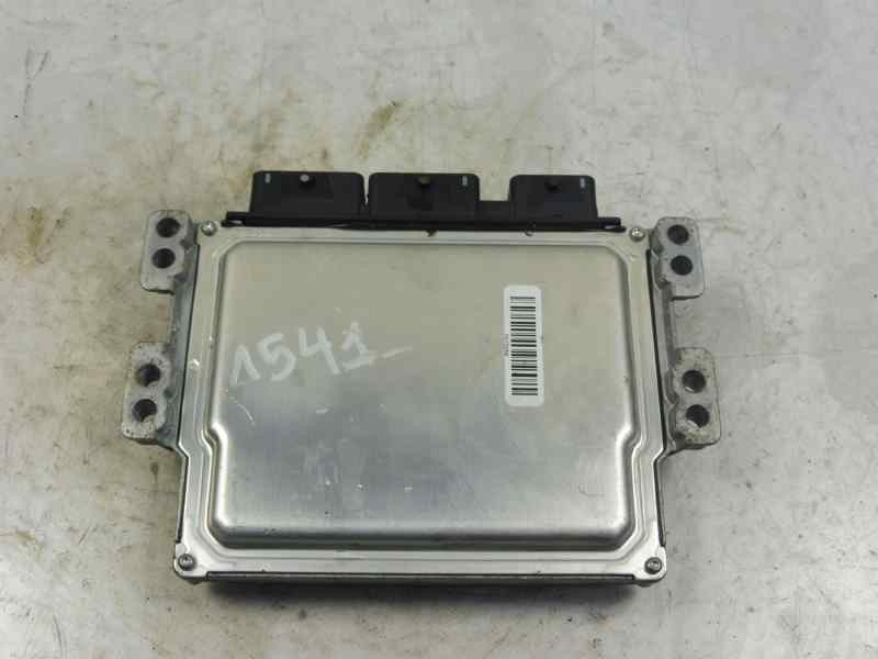 Recambio de centralita motor uce para dacia sandero stepway music referencia OEM IAM 237100703R 237102280R 28337245