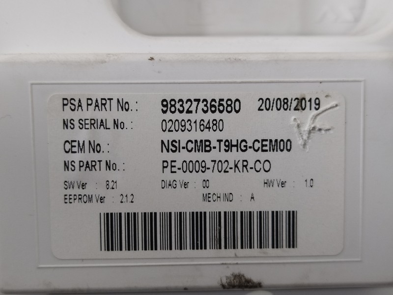 Recambio de cuadro instrumentos para peugeot 308 sw allure referencia OEM IAM 9832736580  